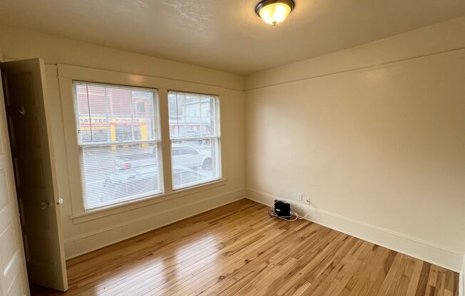 N0393 - Kent Apartments