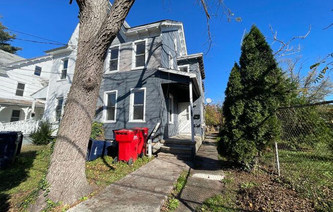 31 Ellis St