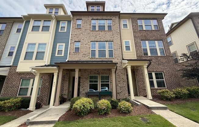455 VLG CMNS LN