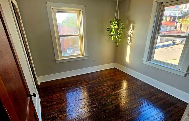 505 - 507 Russellwood Ave