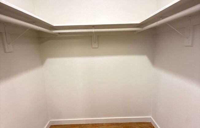 1 bed, 1 bath, 600 sqft, $1,364, Unit WWK-209