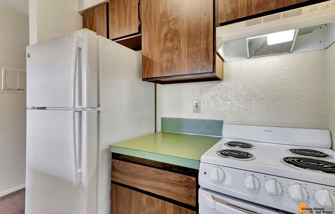 Studio, 1 bath, $995, Unit 211