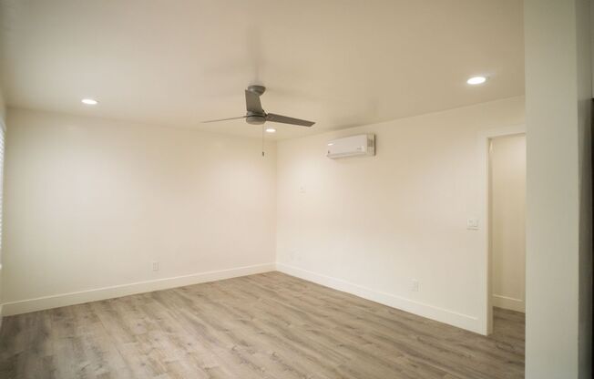 2 beds, 1 bath, 650 sqft, $2,400, Unit 315