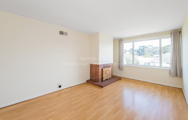 291 15 AVE