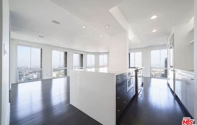 2 beds, 2 baths, 1,234 sqft, $4,000, Unit 2110