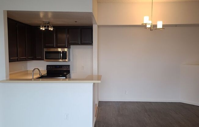 2 beds, 2 baths, 1,013 sqft, $2,950, Unit 108