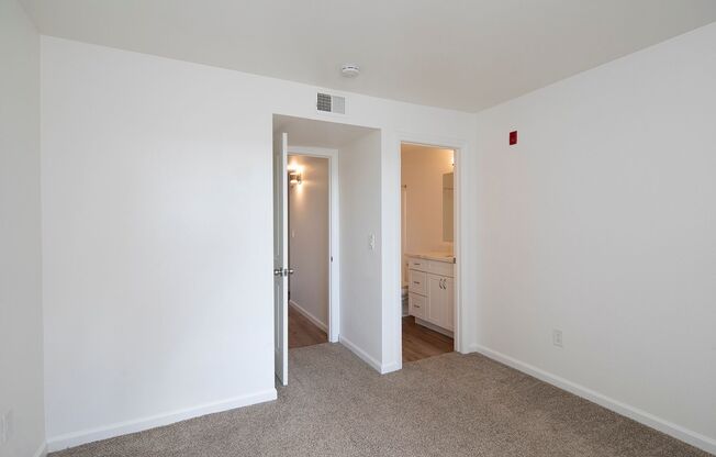 3 beds, 2 baths, 1,105 sqft, $3,495, Unit 241