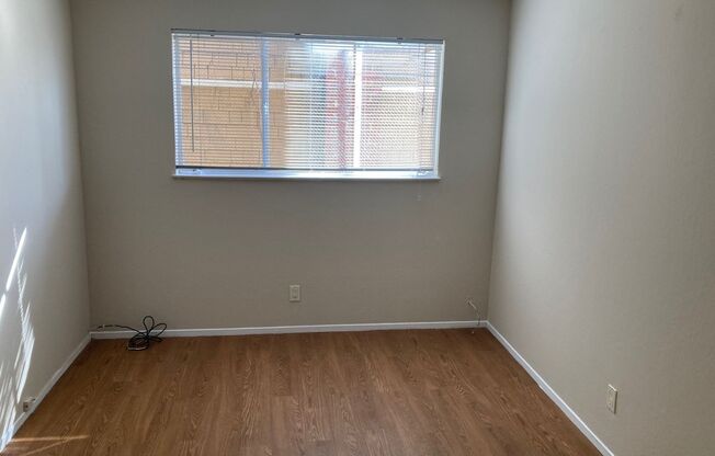 2 beds, 1 bath, $1,995, Unit 8