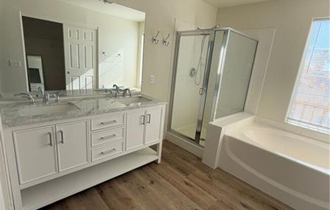 FOUR BEDROOM HOUSE FOR RENT