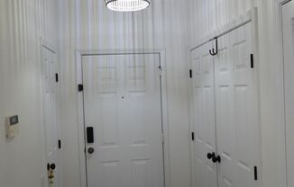 3 beds, 2 baths, $1,795, Unit UNIT 625