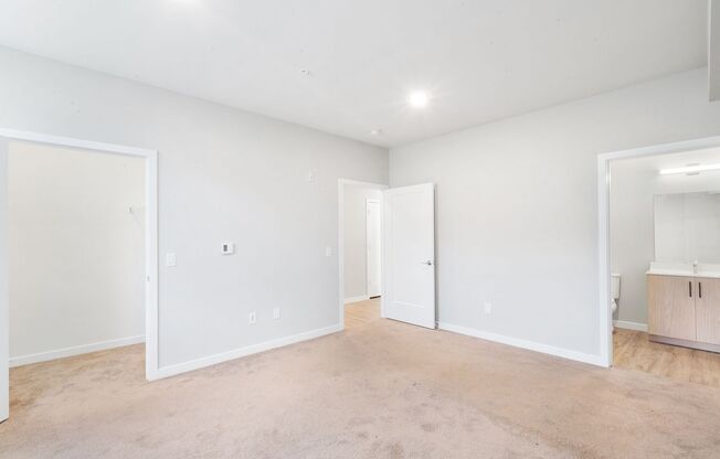 2 beds, 2 baths, 1,084 sqft, $2,525, Unit 1102