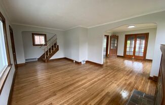 3 beds, 1 bath, $1,500