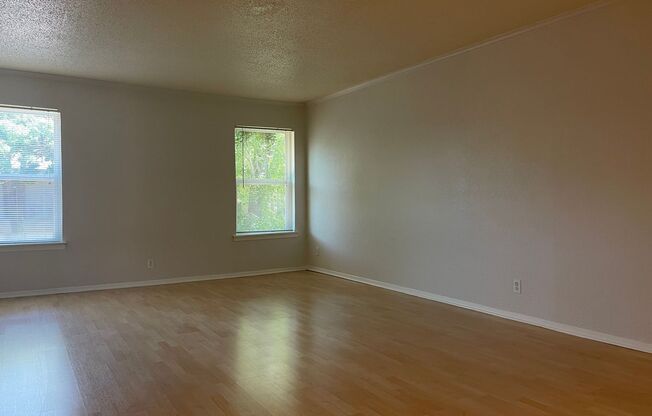 2 beds, 1 bath, 992 sqft, $1,414, Unit ABB-1-221