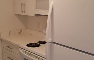 2 beds, 1 bath, $1,995, Unit 1