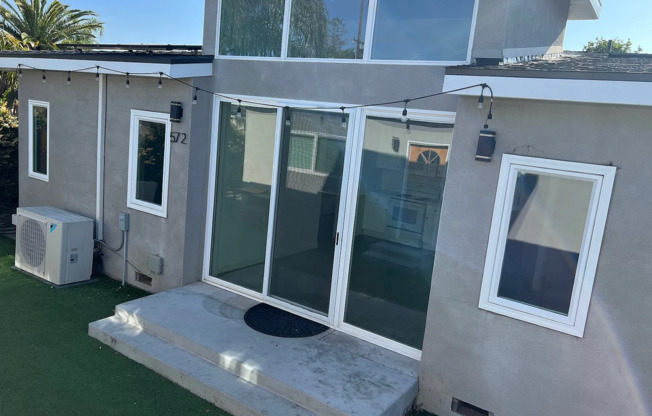 4 Bedroom, 4 Bathroom Home – Ideal for Students & Professionals near Chapman University