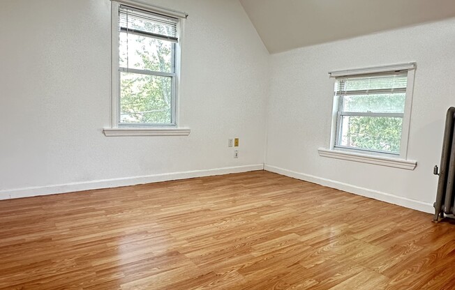 2 beds, 2 baths, 1,000 sqft, $2,200, Unit 3