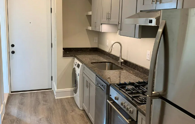 1 bed, 1 bath, $1,350