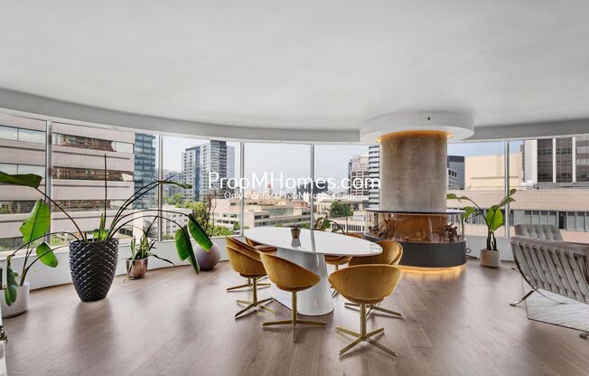 Fully Updated Luxury Portland Penthouse - The Gem of the City!