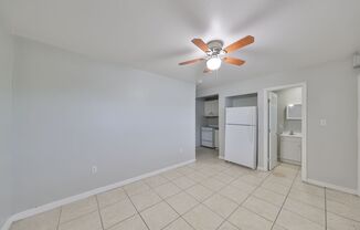 1 bed, 1 bath, 550 sqft, $1,300