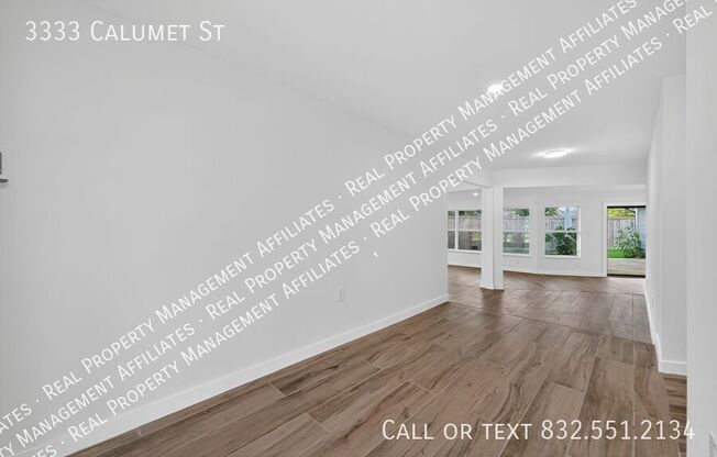 3333 CALUMET ST