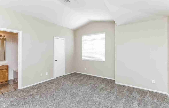 1816 GHOST TRCE AVE