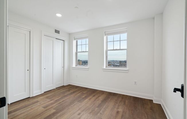 1 bed, 1 bath, 764 sqft, $3,030, Unit 905