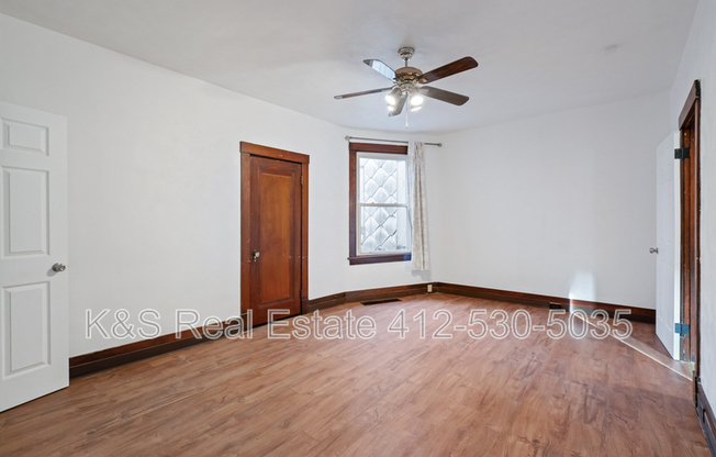 819 BROADWAY AVE