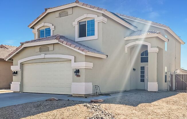 SOLAR and RV Gate! Lots of space! Great Location!