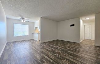 2 beds, 1 bath, 704 sqft, $1,995, Unit 202