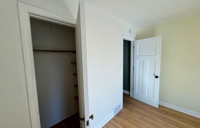 2 beds, 1 bath, $1,800