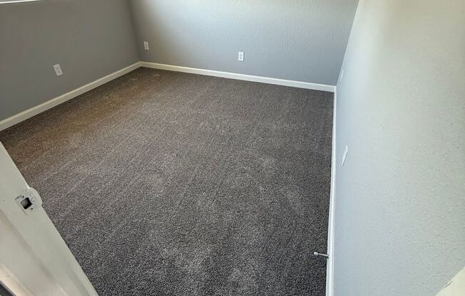 2 Bedroom, 1 Bath Unit – Richmond Available by 06/01/25 or sooner!