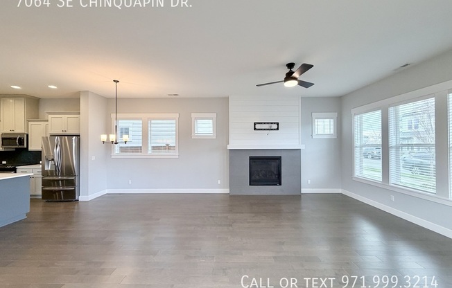 7064 SE CHINQUAPIN DR