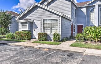 Townhome in Davenport now Available!