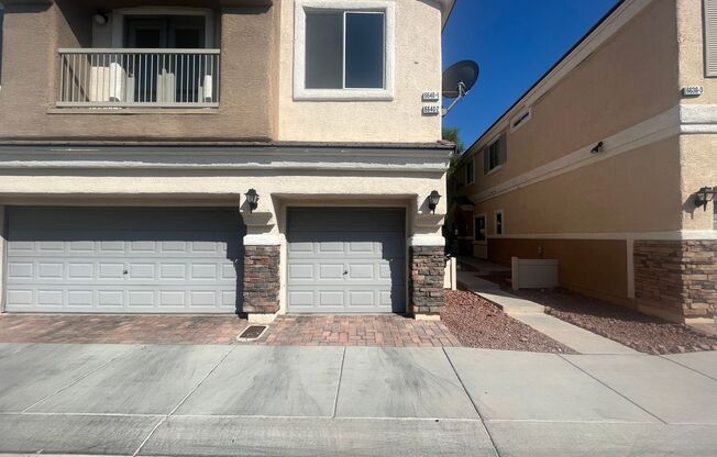 2 bedroom 2 bath condo Gated community North Las Vegas