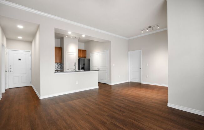 2 beds, 2 baths, 1,141 sqft, $2,102, Unit 01-129