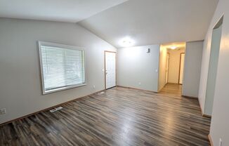 3 beds, 2 baths, $2,300