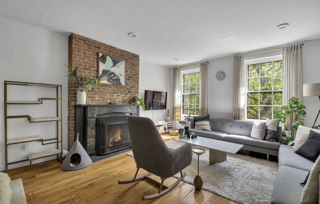 233 KANE ST