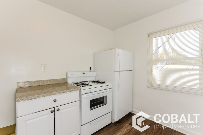 1982 ROCKLEDGE RD NE