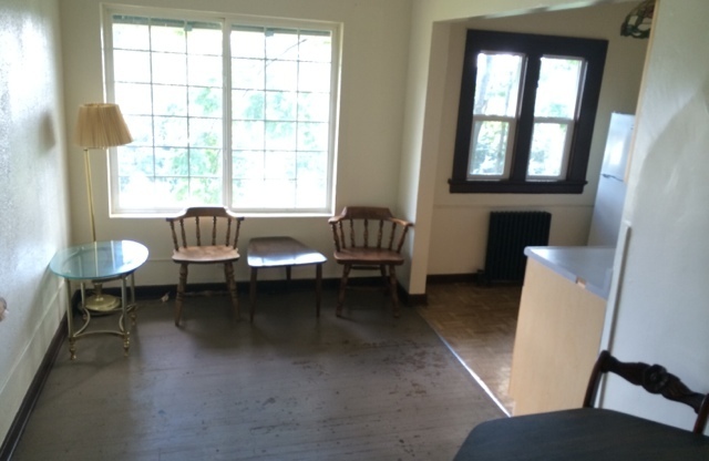2 beds, 1 bath, 590 sqft, $1,750, Unit UH10