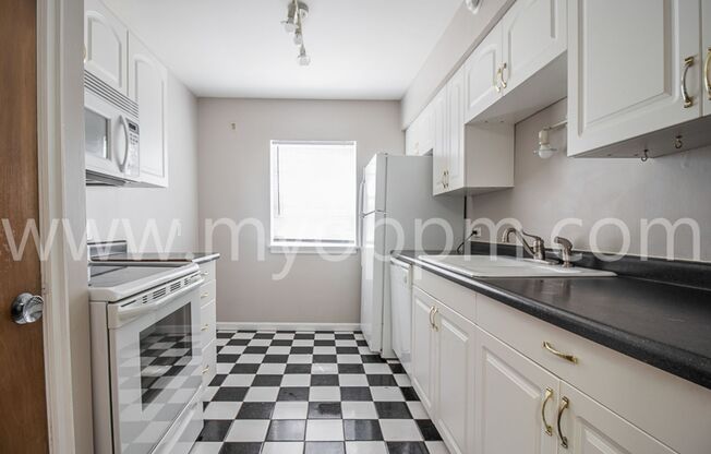 JOCHIM 3518 California St