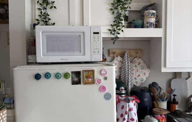 Studio, 1 bath, $2,270, Unit 15