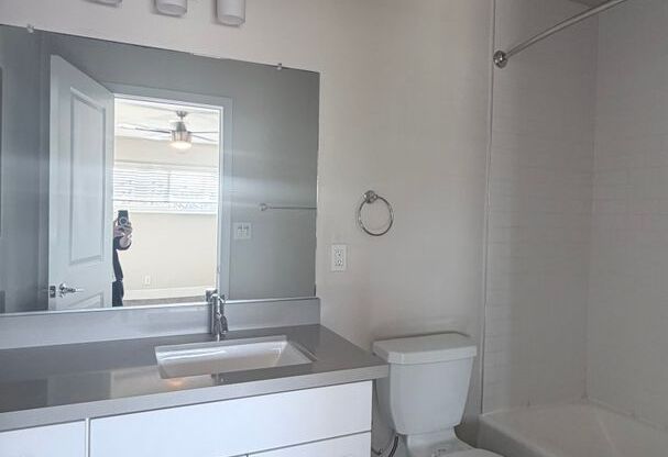 2 beds, 2 baths, 1,050 sqft, $2,995, Unit 45