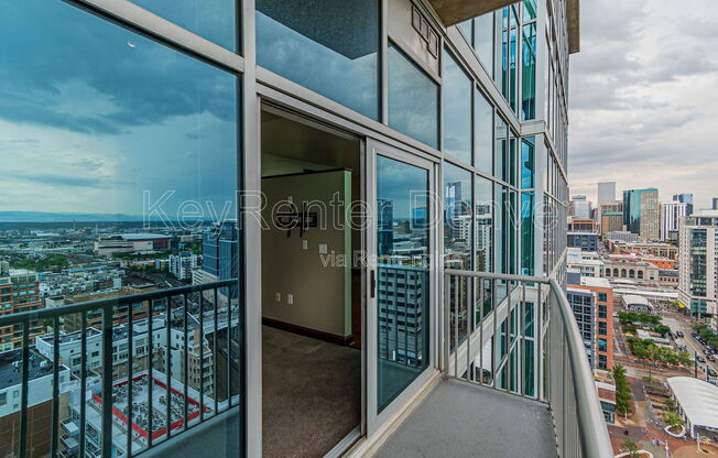 1 bed, 1 bath, 669 sqft, $2,300, Unit 2107