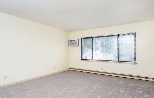 1 bed, 1 bath, 612 sqft, $1,065, Unit 1180-102