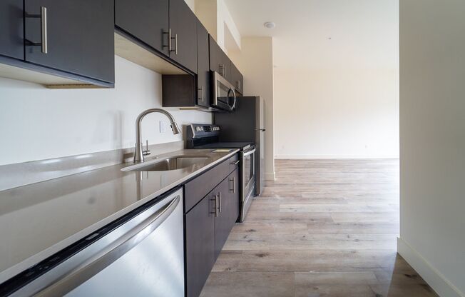 1 bed, 1 bath, 531 sqft, $1,263, Unit 2203*