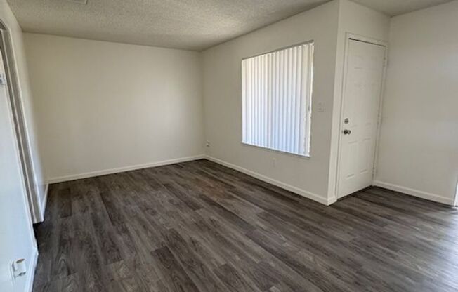 Studio, 1 bath, 436 sqft, $1,225, Unit 21