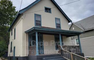 707 FULLER AVE SE