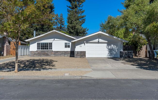 4 bed/ 3 bath Single-Family Home in North Napa