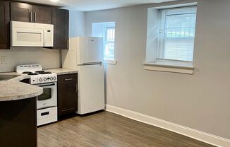 Studio, 1 bath, 275 sqft, $950, Unit BG