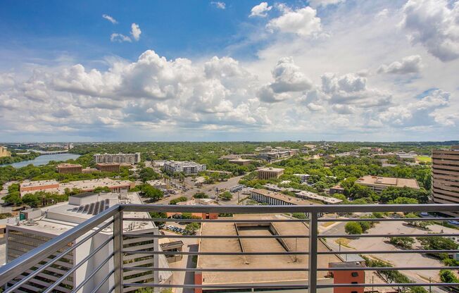2 beds, 2.5 baths, 2,171 sqft, $9,728, Unit 1910